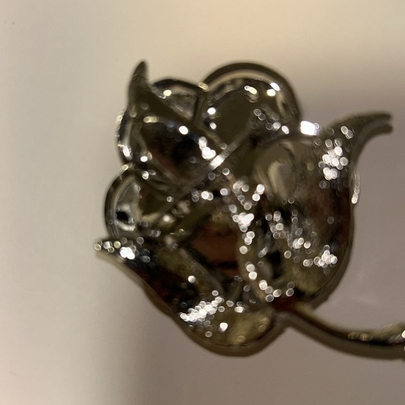 Silver Matte and Glossy Flower Brooch with a Aurora borealis Crystal - Picture 9 of 13